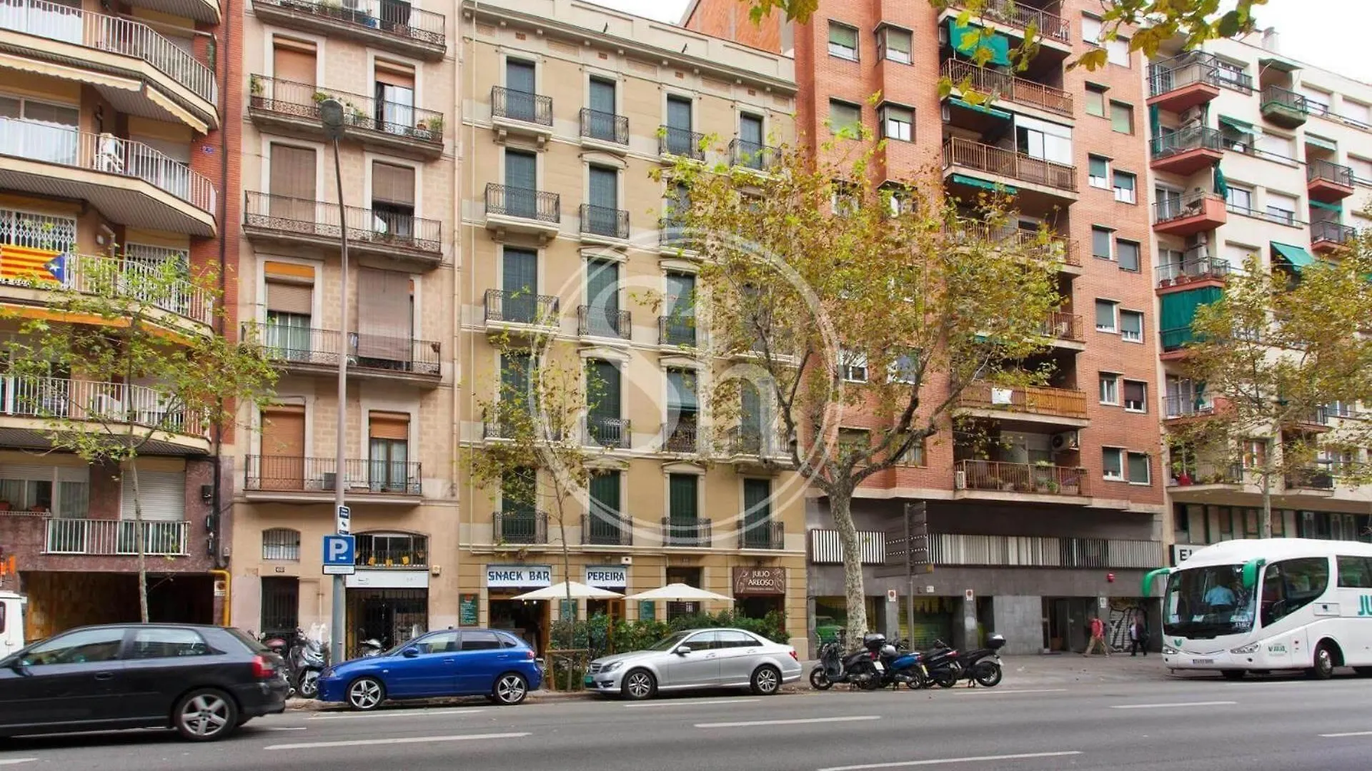 Wonderful Apartment In Urgell Barcelona