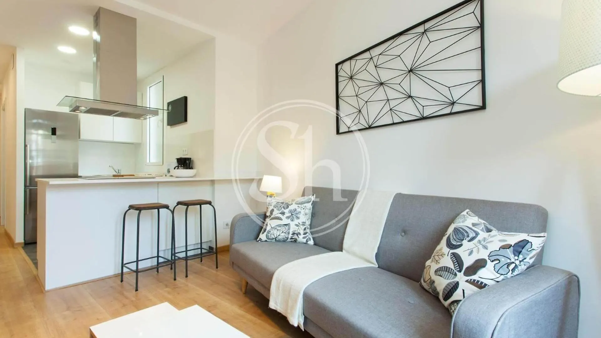 Wonderful Apartment In Urgell Barcelona